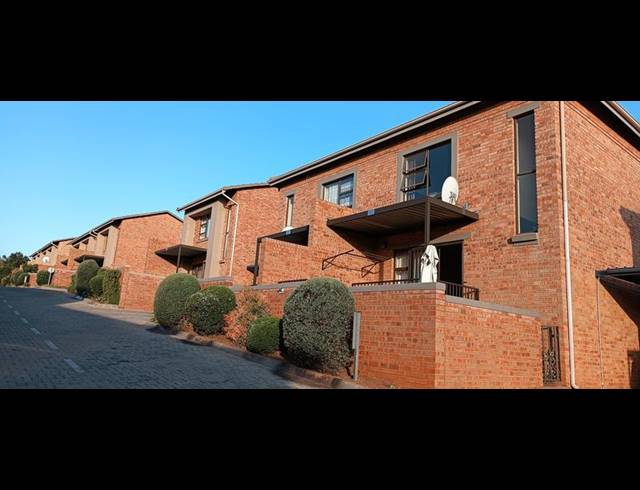 2 BEDROOM PROPERTY TO RENT IN HELDERKRUIN
